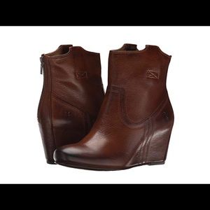 FRYE Carson wedge bootie /sold out style/ so cute
